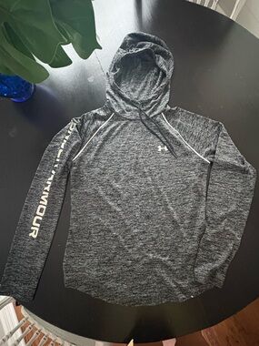 Under Armour Hooded Long-Sleeve Shirt - Heather Charcoal